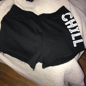 Chill black short